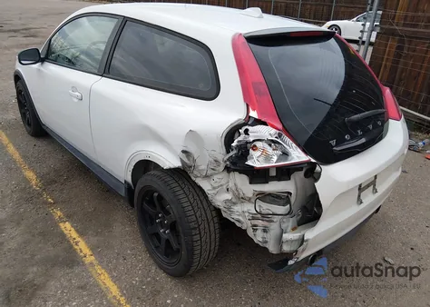 2011 Volvo C30 T5/T5 R-Design from USA, damaged, VIN YV1672MK4B2210809